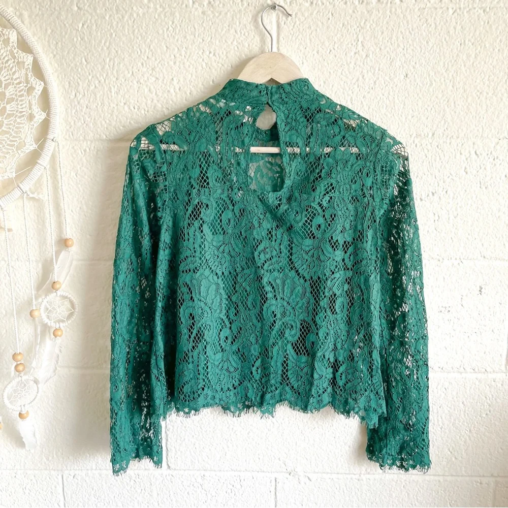 H&M Mock Neck Green Paisley Style Lace Blouse Top - Picture 4 of 7
